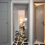 Santa Flora 3 Bedroom House A Parikiaas Edge *