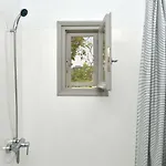 Santa Flora 3 Bedroom House A Parikiaas Edge