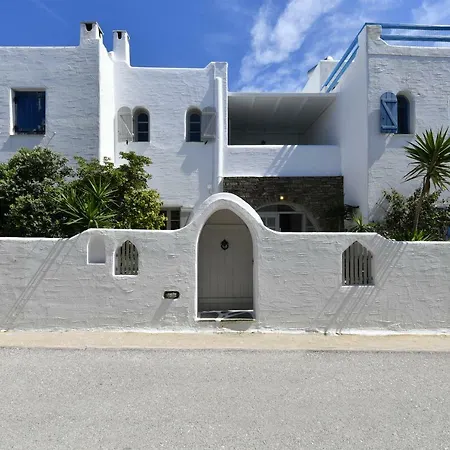 Santa Flora 3 Bedroom House A Parikiaas Edge Ferienhaus