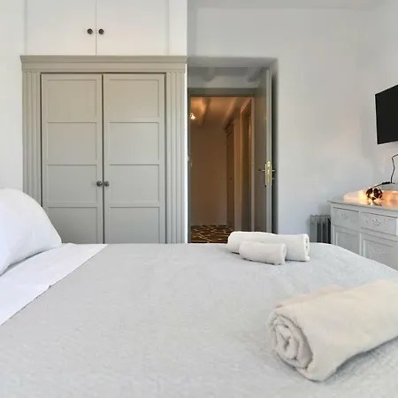 Santa Flora 3 Bedroom House A Parikiaas Edge Ferienhaus *